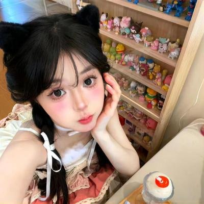 春花娇美可人儿